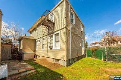 1460 Clinton Avenue, Irvington, NJ 07111 - Photo 21