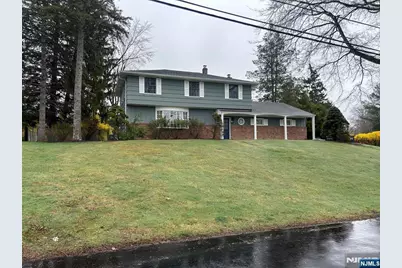 812 Charnwood Drive, Wyckoff Township, NJ 07481 - Photo 1