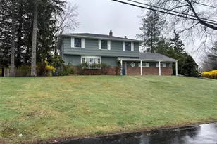 812 Charnwood Dr, Wyckoff Township, NJ 07481 - Photo 1