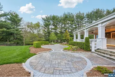 621 Farmdale Road, Franklin Lakes, NJ 07417 - Photo 37