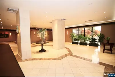 300 Winston Drive 106 #106, Cliffside Park, NJ 07010 - Photo 21