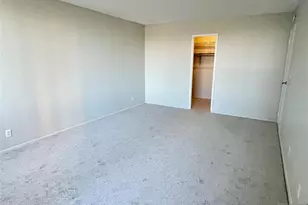 300 Winston Dr 106, Cliffside Park, NJ 07010 - Photo 3