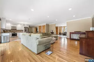 16 Arlington Blvd, North Arlington, NJ 07031 - Photo 11