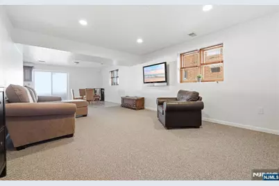 16 Arlington Boulevard, North Arlington, NJ 07031 - Photo 25