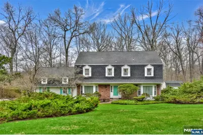 19 Aldbury Drive, Upper Saddle River, NJ 07458 - Photo 1