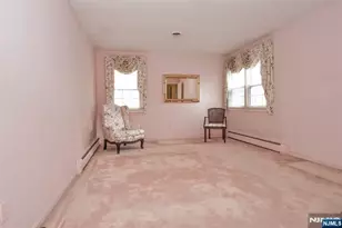 19 Aldbury Dr, Upper Saddle River, NJ 07458 - Photo 17