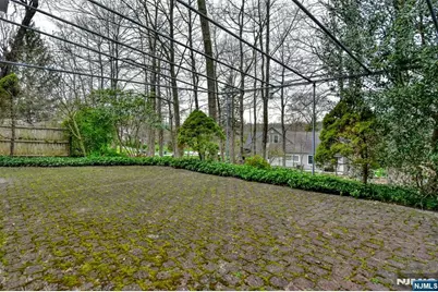 19 Aldbury Drive, Upper Saddle River, NJ 07458 - Photo 25