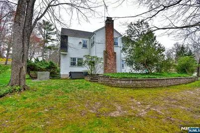19 Aldbury Drive, Upper Saddle River, NJ 07458 - Photo 23