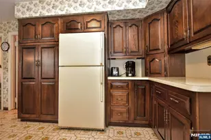 19 Aldbury Dr, Upper Saddle River, NJ 07458 - Photo 9