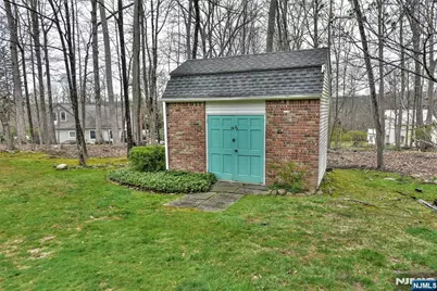 19 Aldbury Drive, Upper Saddle River, NJ 07458 - Photo 21