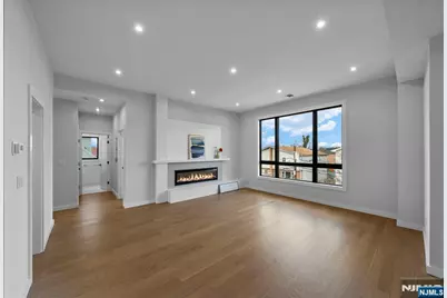 74 Liberty Place 2nd Floor #2nd Floor, Palisades Park, NJ 07650 - Photo 5