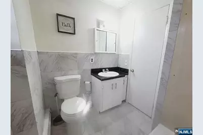 455 Orient Way 2 #2, Lyndhurst Township, NJ 07071 - Photo 3