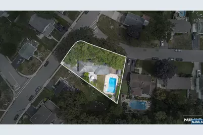 180 Rafkind Road, Bloomingdale, NJ 07403 - Photo 35