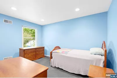 180 Rafkind Road, Bloomingdale, NJ 07403 - Photo 15