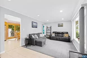 180 Rafkind Rd, Bloomingdale, NJ 07403 - Photo 7