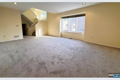 48 Clarken Drive 243 #243, West Orange Township, NJ 07052 - Photo 5