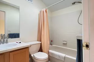 48 Clarken Dr 243, West Orange Township, NJ 07052 - Photo 17