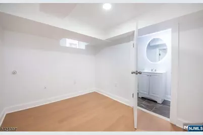 104 Reynolds Place, South Orange, NJ 07079 - Photo 27
