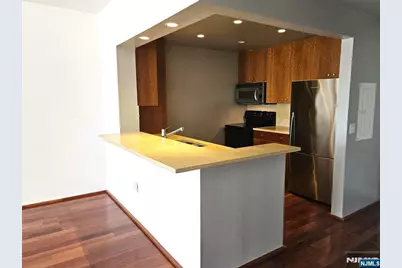 3104 City Place 3104 #3104, Edgewater, NJ 07020 - Photo 3