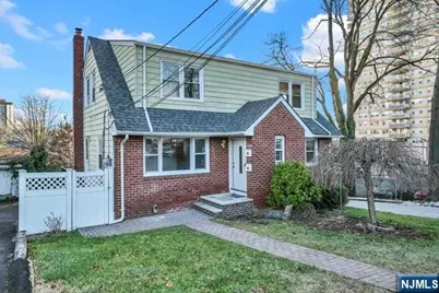 1010 Ponsi Street 2 #2, Fort Lee, NJ 07024 - Photo 1