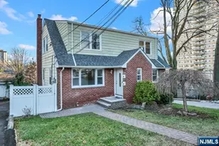 1010 Ponsi Street 2, Fort Lee, NJ 07024 - Photo 1