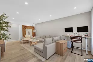 35 Riverview Ct 35, Secaucus, NJ 07094 - Photo 11