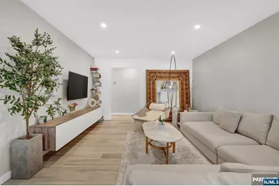 35 Riverview Court 35 #35, Secaucus, NJ 07094 - Photo 13