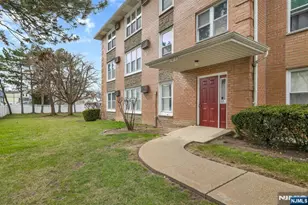 35 Riverview Ct 35, Secaucus, NJ 07094 - Photo 25