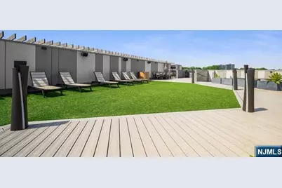 320 Adolphus Avenue 1104 #1104, Cliffside Park, NJ 07010 - Photo 11