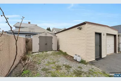 118 Lexington Avenue, Bloomfield, NJ 07003 - Photo 27