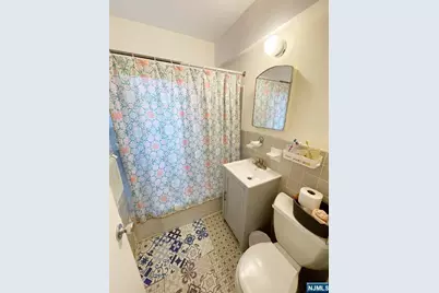 3051 Edwin Avenue 4E #4E, Fort Lee, NJ 07024 - Photo 7