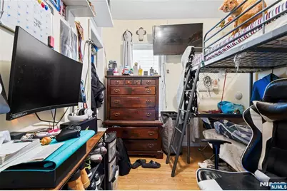 183 Walnut Street, Paterson, NJ 07522 - Photo 25