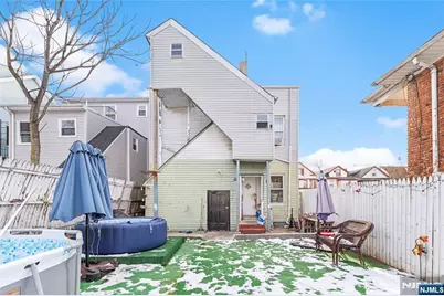 183 Walnut Street, Paterson, NJ 07522 - Photo 35
