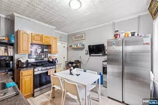 183 Walnut St, Paterson, NJ 07522 - Photo 33
