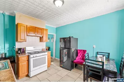 183 Walnut Street, Paterson, NJ 07522 - Photo 21