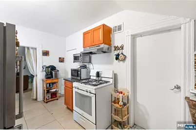183 Walnut Street, Paterson, NJ 07522 - Photo 7