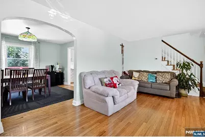 10 North Drive, East Brunswick Township, NJ 08816 - Photo 7