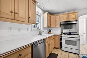 10 North Dr, East Brunswick Township, NJ 08816 - Photo 9