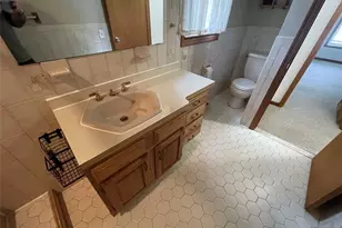 77 Goldfinch Ln, West Milford, NJ 07421 - Photo 11