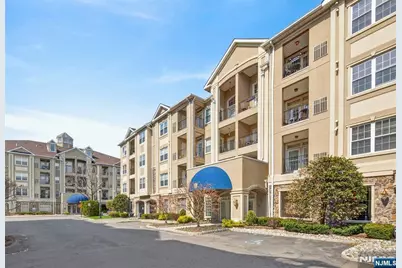 9210 Ravenscroft Road 627 #627, Clifton, NJ 07013 - Photo 17