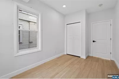 182 Maple Avenue, East Orange, NJ 07017 - Photo 9