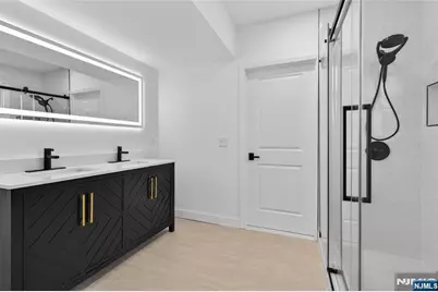 182 Maple Avenue, East Orange, NJ 07017 - Photo 19