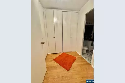 1203 River Road 17M #17M, Edgewater, NJ 07020 - Photo 9