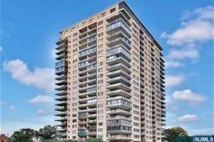 1203 River Road 17M, Edgewater, NJ 07020 - Photo 1