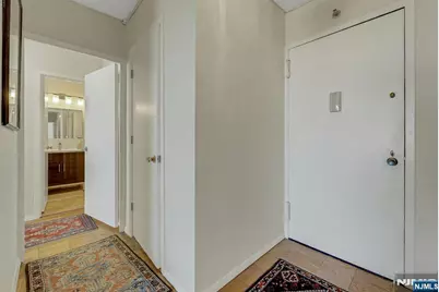 1530 Palisade Avenue 27D #27D, Fort Lee, NJ 07024 - Photo 17