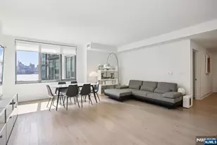 9 Ave At Port Imperial 513, West New York, NJ 07093 - Photo 7