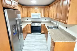 53 W Palisade Ave 206 Duplex, Englewood, NJ 07631 - Photo 3