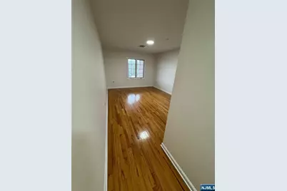 53 W Palisade Avenue 206 Duplex #206 Duplex, Englewood, NJ 07631 - Photo 17