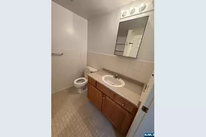 53 W Palisade Avenue 206 Duplex #206 Duplex, Englewood, NJ 07631 - Photo 23