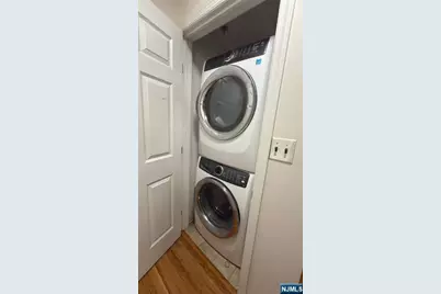 53 W Palisade Avenue 406 #406, Englewood, NJ 07631 - Photo 9